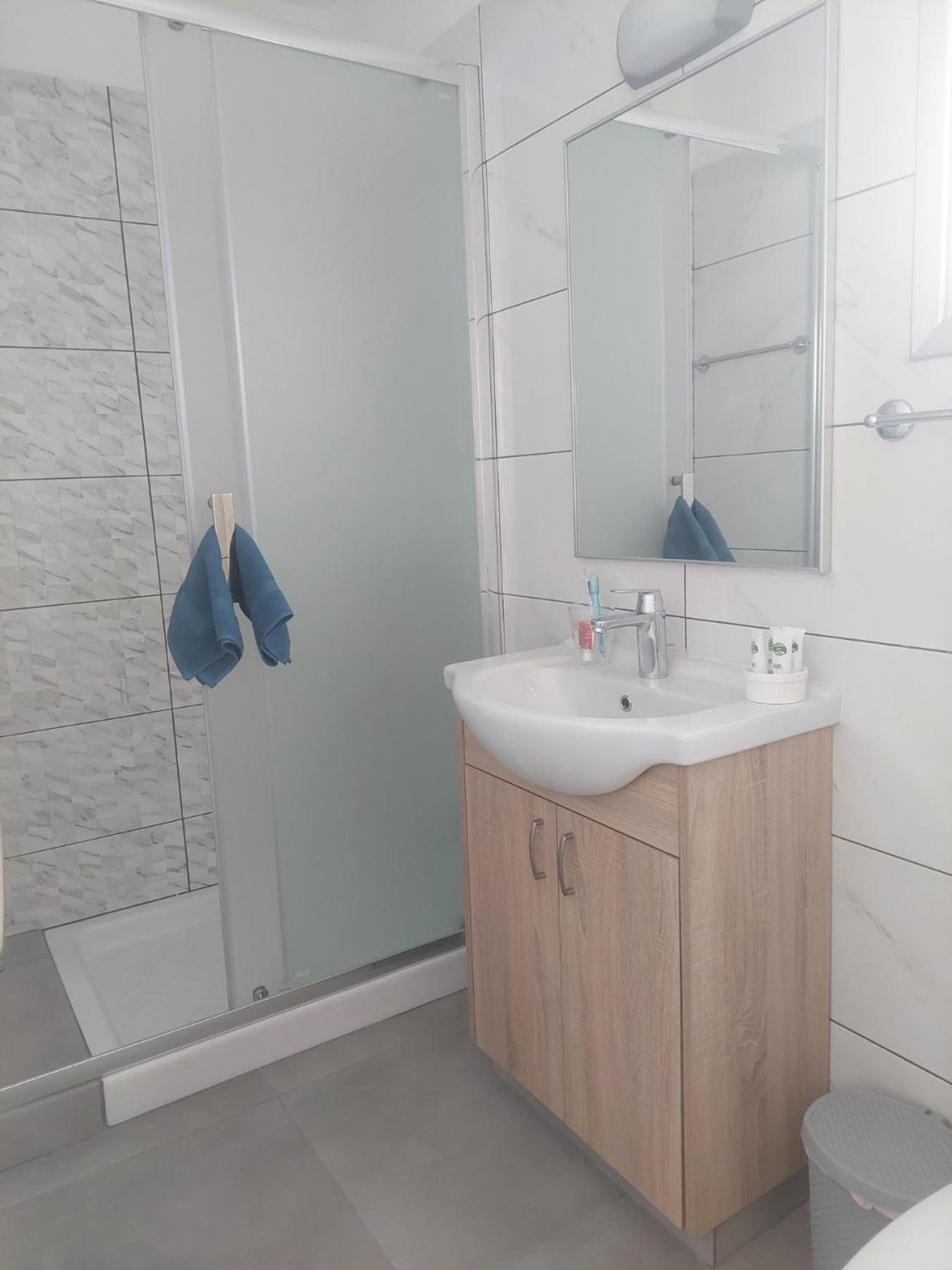 Green Bay Suites Протарас Екстер'єр фото